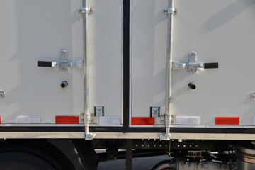 ���� ����M3 ��ҵ��PRO 130���� 4.16�׵�����ʽ�Ῠ(����)ͼƬ