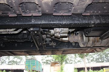 猛士M50&nbsp;皮卡底盘                                                图片