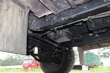 猛士M50&nbsp;皮卡底盘                                                图片