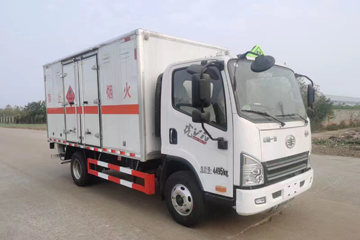 解放 虎VN 130马力 4X2 4.1米易燃液体厢式运输车(大力牌)(DLQ5043XRYCA6)