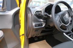 江西五十铃 瑞迈 2022款 经典舒适型 2.8T柴油 120马力 两驱 标轴双排皮卡(国六)