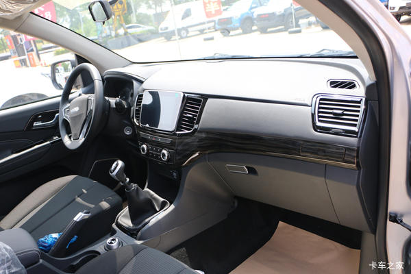 五十铃铃拓皮卡限时促销中 优惠0.20万