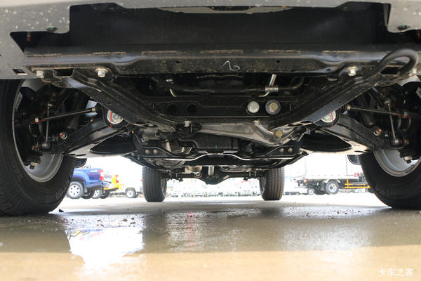 购五十铃铃拓皮卡 享高达0.20万优惠