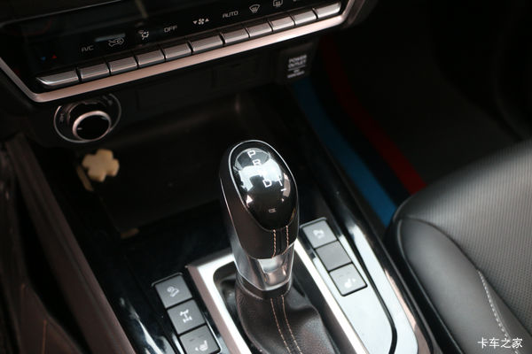 购五十铃D-MAX皮卡 享高达0.2万优惠