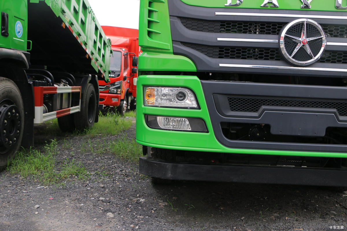  F7ؿ 270 8X4 6ж()(DYQ3310D6FB)                                                
