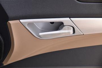 �й����� HOWO TX 245���� 4X2 9.6����ʽ�ػ���(����)(ZZ5187XXYN711GF1)ͼƬ