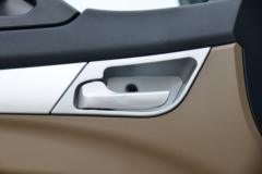 中国重汽 HOWO TX 245马力 4X2 9.6米厢式载货车(国六)(ZZ5187XXYN711GF1)