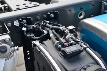 �й����� HOWO TX 245���� 4X2 9.6����ʽ�ػ���(����)(ZZ5187XXYN711GF1)ͼƬ