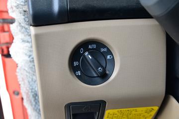 �й����� HOWO TX�ؿ� 430���� 8X4 6.8����ж��(12��)(ZZ3317V326GF1)ͼƬ