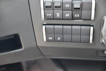 �й����� �ƺ� X7�ؿ� 570���� 6X4 AMT�Զ���ǣ����(�ٱ�2.85)ͼƬ