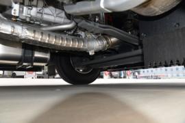 重汽黄河X7&nbsp;牵引车底盘                                                图片