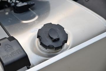 �й����� �ƺ� X7�ؿ� 570���� 6X4 AMT�Զ���ǣ����(�ٱ�2.85)ͼƬ