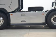 中国重汽 黄河 X7重卡 570马力 6X4 AMT自动挡牵引车(速比2.85)(ZZ4257W344XF1)