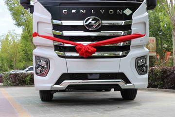 �������� ��ʨH6 500���� 6X4 CNGǣ����(����)(CQ4257SD13384N)ͼƬ