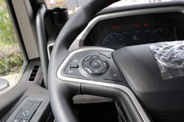 �������� ��ʨH6 500���� 6X4 CNGǣ����(����)(CQ4257SD13384N)ͼƬ