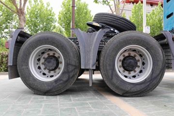 �������� ��ʨH6 500���� 6X4 CNGǣ����(����)(CQ4257SD13384N)ͼƬ