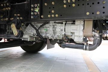 �������� ��ʨH6 500���� 6X4 CNGǣ����(����)(CQ4257SD13384N)ͼƬ