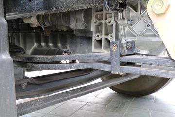 �������� ��ʨH6 500���� 6X4 CNGǣ����(����)(CQ4257SD13384N)ͼƬ