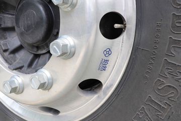 �������� ��ʨH6 500���� 6X4 CNGǣ����(����)(CQ4257SD13384N)ͼƬ