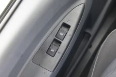 解放 虎VH 大王驾到 205马力 4.82米排半仓栅式轻卡(国六)(CA5180CCYP40K62L3E6A85)