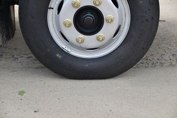 ��� J6F 130���� 4.16�׵�����ʽ�Ῠ(����)(CA5040XXYP40K56L2E6A84)ͼƬ