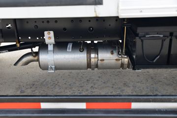 ��� J6F 130���� 4.16�׵�����ʽ�Ῠ(����)(CA5040XXYP40K56L2E6A84)ͼƬ