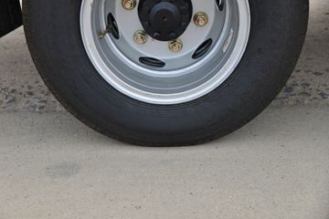 ��� J6F 130���� 4.16�׵�����ʽ�Ῠ(����)(CA5040XXYP40K56L2E6A84)ͼƬ