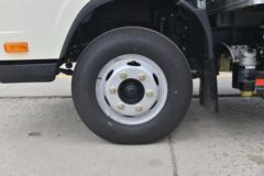 解放 J6F 130马力 4.16米单排厢式轻卡(国六)(CA5040XXYP40K56L2E6A84)