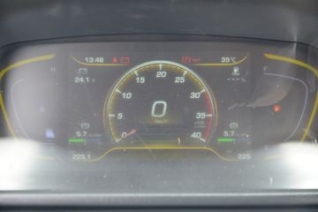 ��� J6F 130���� 4.2�׵��������Ῠ(CA1045P40K50L2E6A84)ͼƬ