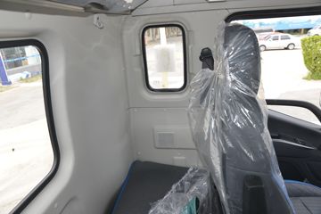 ���� ŷ��ARϵ 240���� 4X2 6.2�������ػ���(����)ͼƬ