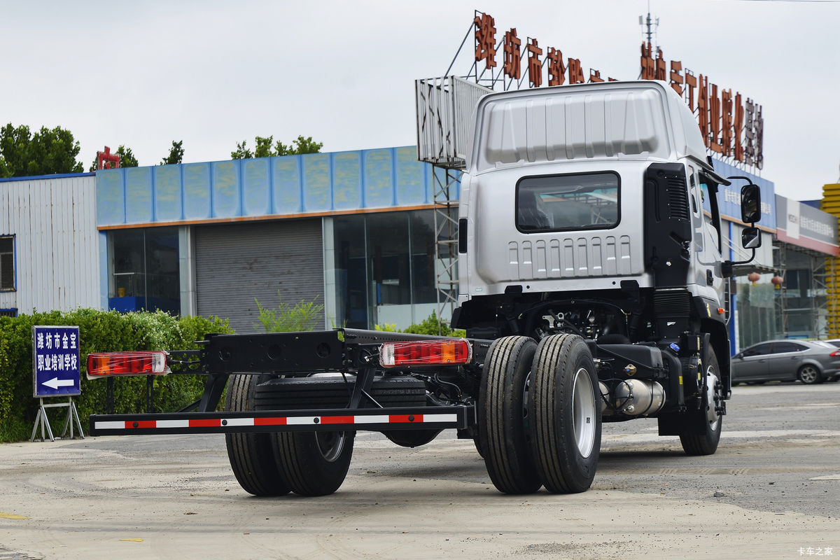 ���� ŷ��ARϵ 270���� 4X2 6.2�������ػ���(����)(BJ1186VLPFK-AD1)���                                                