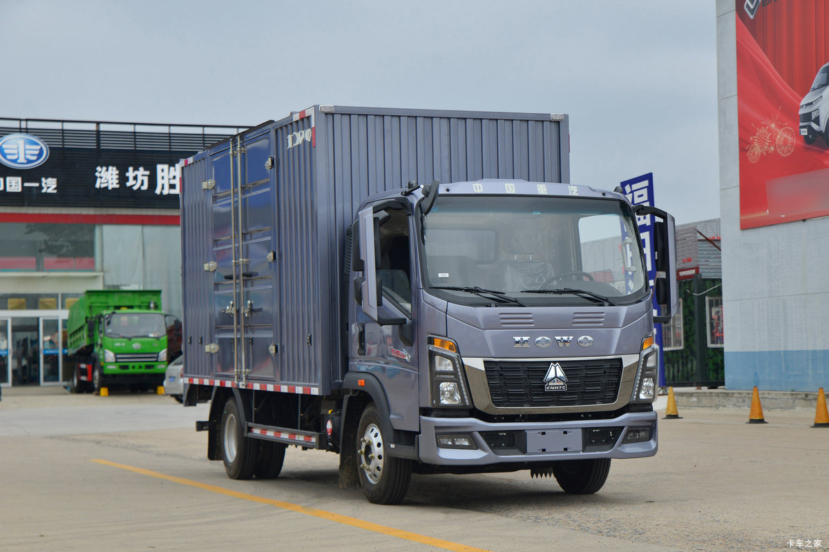 中国重汽HOWO 统帅 140马力 4.15米单排厢式轻卡(国六)