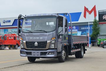 中国重汽HOWO 统帅 130马力 3.85米排半栏板轻卡(星瑞6档)(ZZ1047G3215F145)