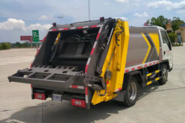 福田时代领航底盘&nbsp;垃圾运输车外观图片