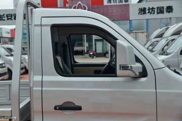 ������Խ �±�T5 �콢001�� 1.6L 122���� ���� 3.3�׵�������С��(����)(������)(SC1031NAD6B3)ͼƬ