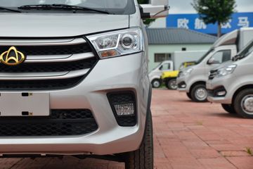 ������Խ �±�T5 �콢001�� 1.6L 122���� ���� 3.3�׵�������С��(����)(������)(SC1031NAD6B3)ͼƬ