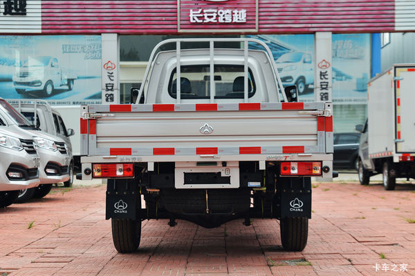 优惠0.1万 包头市新豹T5载货车火热促销中