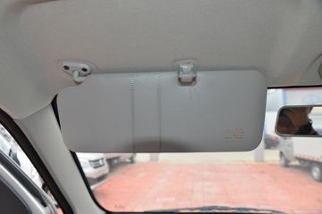 ������Խ �±�T5 �콢001�� 1.6L 122���� ���� 3.3�׵�������С��(����)(������)(SC1031NAD6B3)ͼƬ