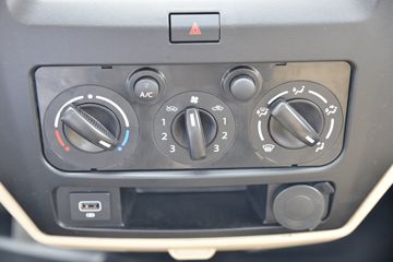 ������Խ �±�T5 �콢001�� 1.6L 122���� ���� 3.3�׵�������С��(����)(������)(SC1031NAD6B3)ͼƬ