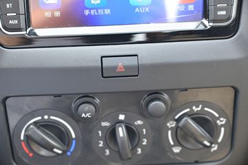 ������Խ �±�T5 �콢001�� 1.6L 122���� ���� 3.3�׵�������С��(����)(������)(SC1031NAD6B3)ͼƬ