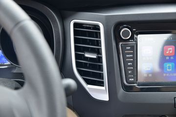 ������Խ �±�T5 �콢001�� 1.6L 122���� ���� 3.3�׵�������С��(����)(������)(SC1031NAD6B3)ͼƬ