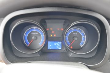 ������Խ �±�T5 �콢001�� 1.6L 122���� ���� 3.3�׵�������С��(����)(������)(SC1031NAD6B3)ͼƬ