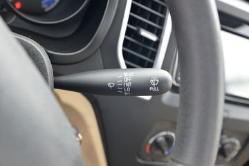 ������Խ �±�T5 �콢001�� 1.6L 122���� ���� 3.3�׵�������С��(����)(������)(SC1031NAD6B3)ͼƬ