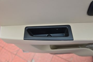 ������Խ �±�T5 �콢001�� 1.6L 122���� ���� 3.3�׵�������С��(����)(������)(SC1031NAD6B3)ͼƬ