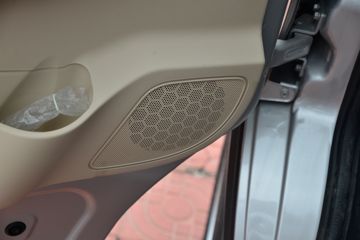 ������Խ �±�T5 �콢001�� 1.6L 122���� ���� 3.3�׵�������С��(����)(������)(SC1031NAD6B3)ͼƬ