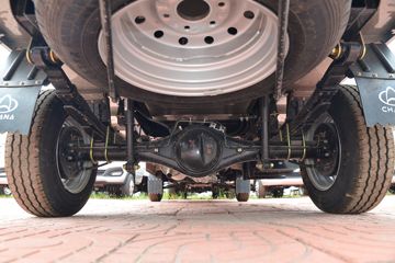 ������Խ �±�T5 �콢001�� 1.6L 122���� ���� 3.3�׵�������С��(����)(������)(SC1031NAD6B3)ͼƬ