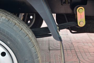 ������Խ �±�T5 �콢001�� 1.6L 122���� ���� 3.3�׵�������С��(����)(������)(SC1031NAD6B3)ͼƬ