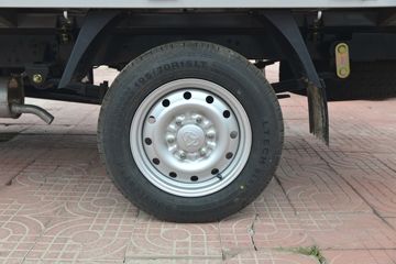 ������Խ �±�T5 �콢001�� 1.6L 122���� ���� 3.3�׵�������С��(����)(������)(SC1031NAD6B3)ͼƬ