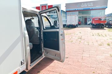 ������Խ �±�T5 1.6L 122���� ���� 2.585��˫����ʽС��(����)(SC5031XXYNAS6B5)ͼƬ