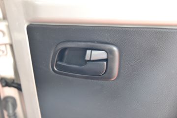 ������Խ �±�T5 1.6L 122���� ���� 2.585��˫����ʽС��(����)(SC5031XXYNAS6B5)ͼƬ